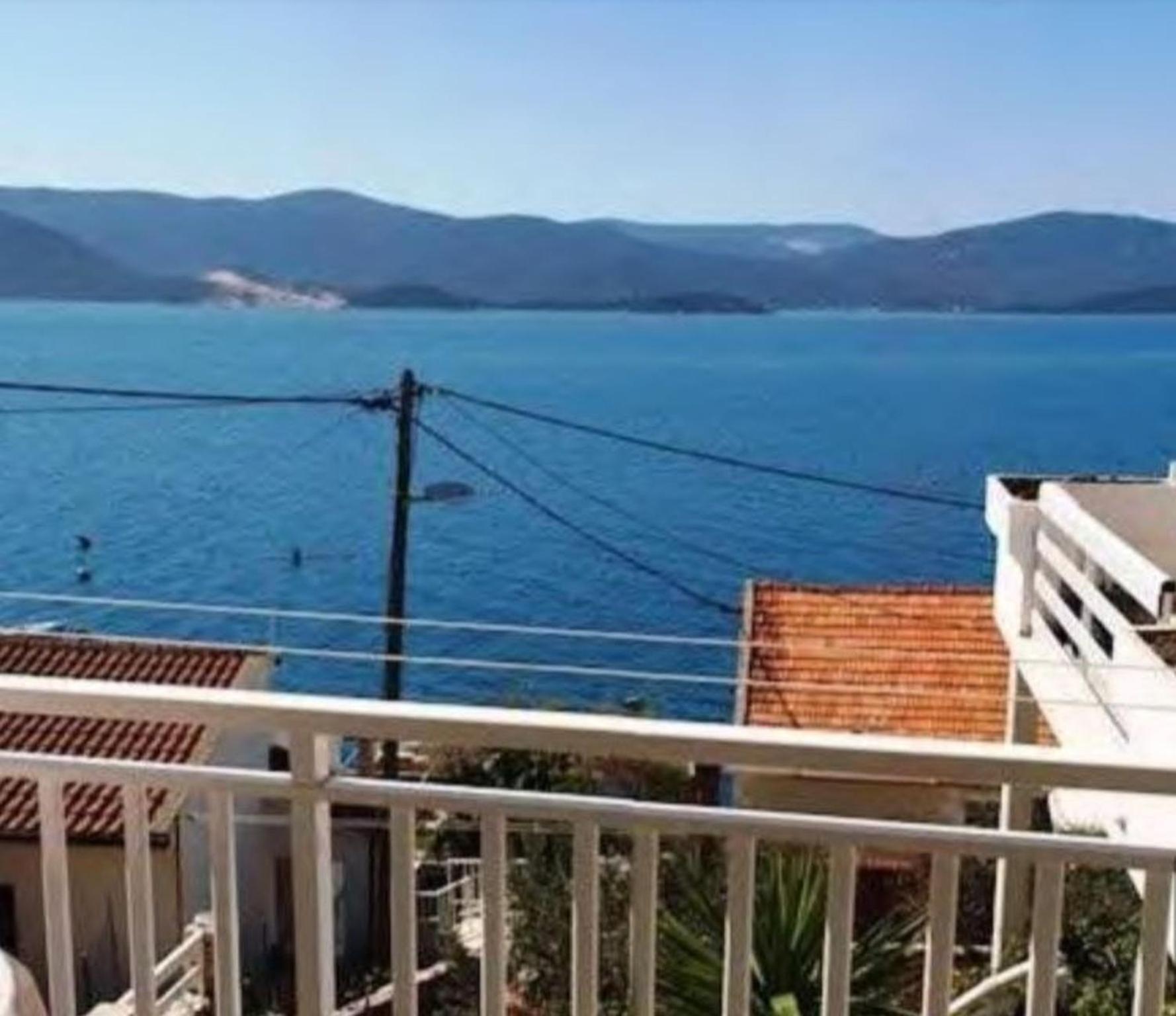 Apartments And Rooms Florijan Клек Екстер'єр фото