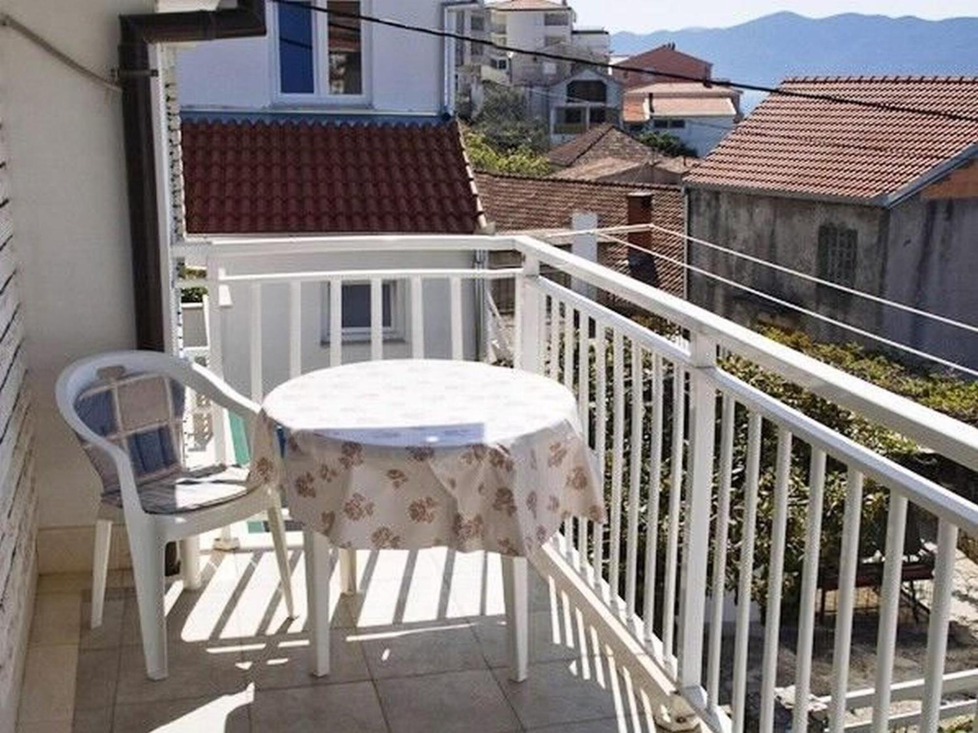 Apartments And Rooms Florijan Клек Екстер'єр фото